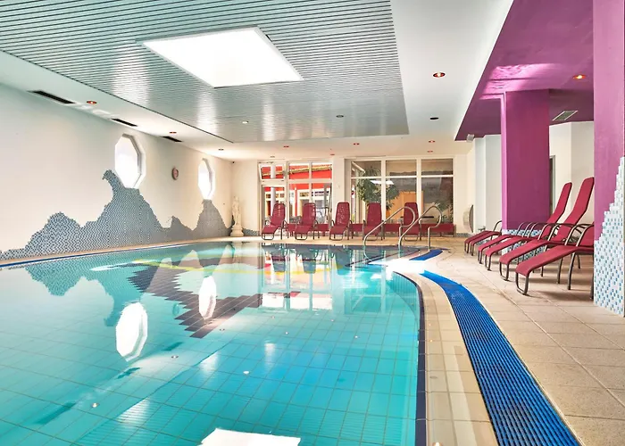 Otel Zur Post Wellness Und 3*